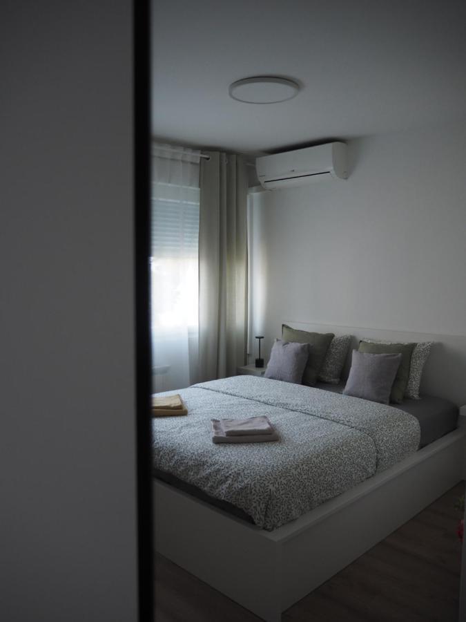 Apartment Simon ซาเกร็บ ภายนอก รูปภาพ